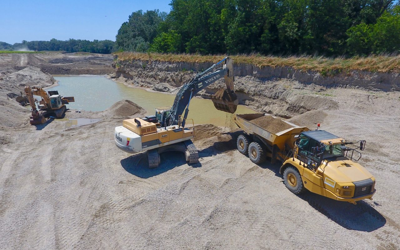 Extraction des matériaux depuis la lône