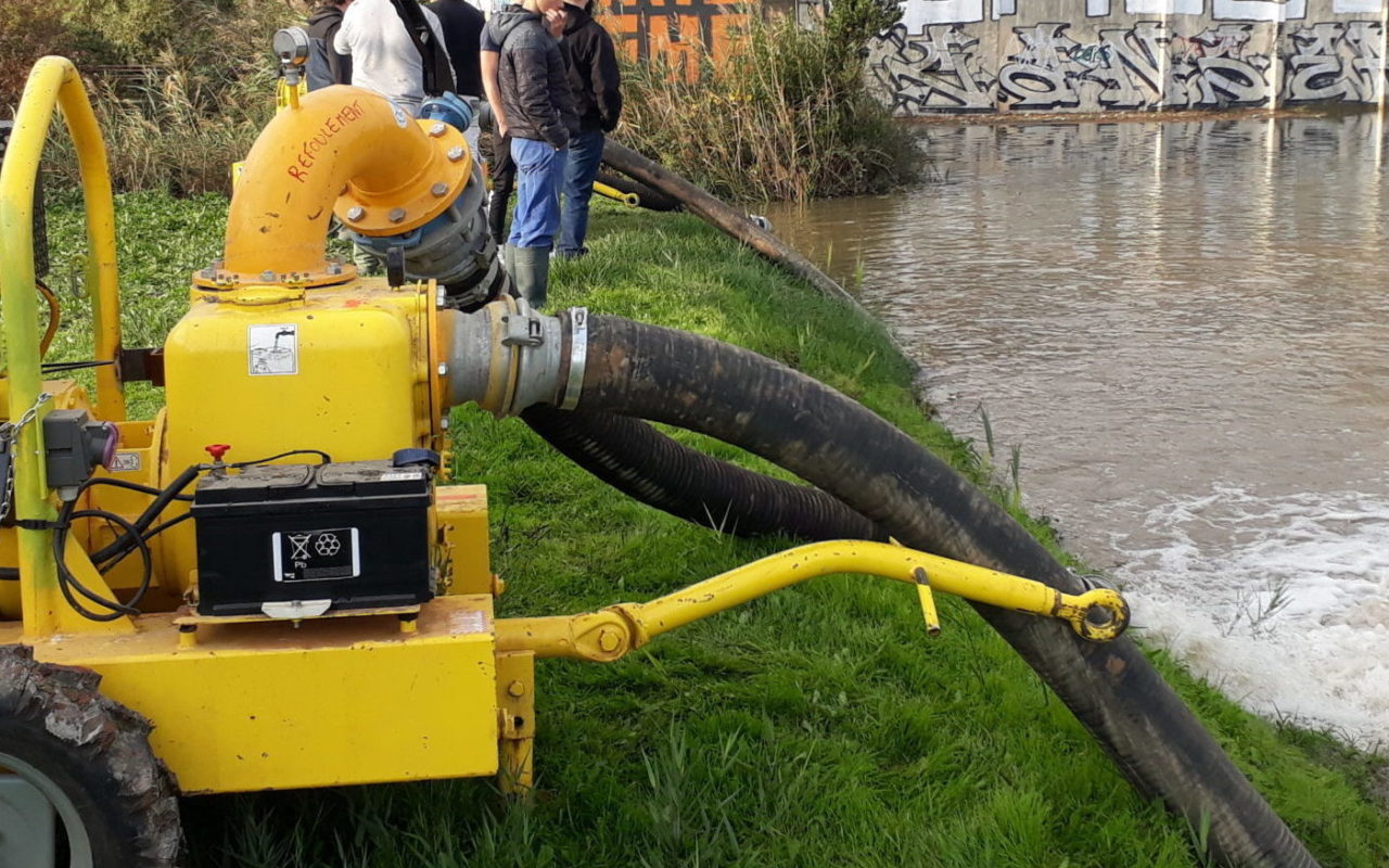 Pompe pour évacuer les eaux après une inondation