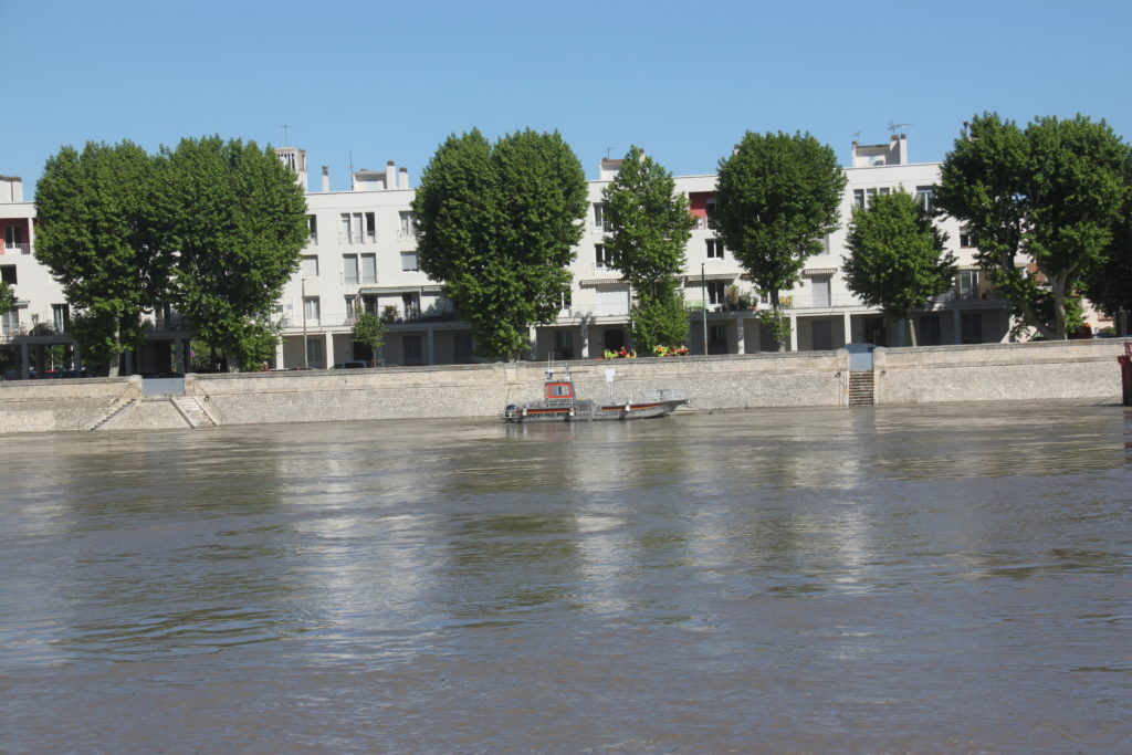 Batardeaux des quais d'Arles