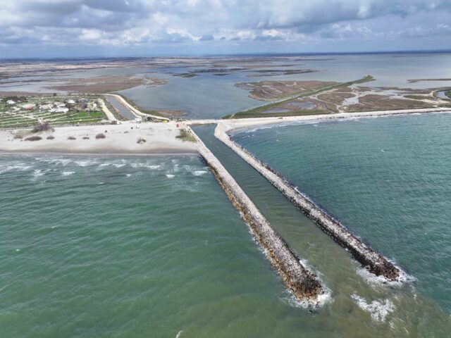Le pertuis de la fourcade en action